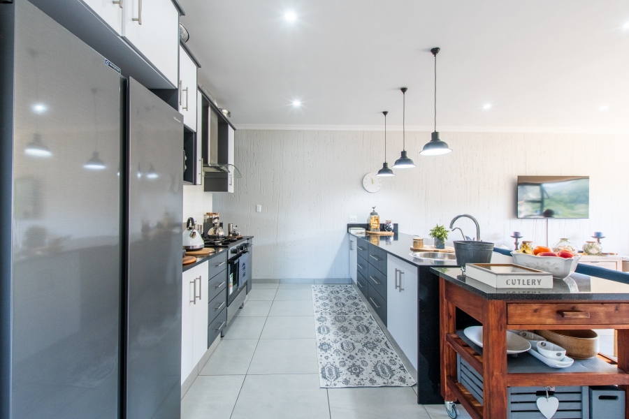 3 Bedroom Property for Sale in Dana Bay Western Cape